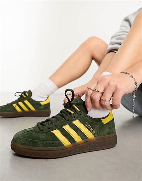 adidas Originals gum sole Handball Spezial sneakers 